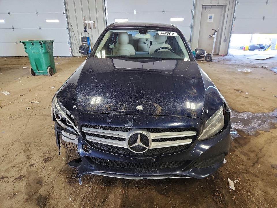 Продажа на аукционе авто 2015 Mercedes-benz C, vin: 55SWF4KB6FU001516, номер лота: 46769766