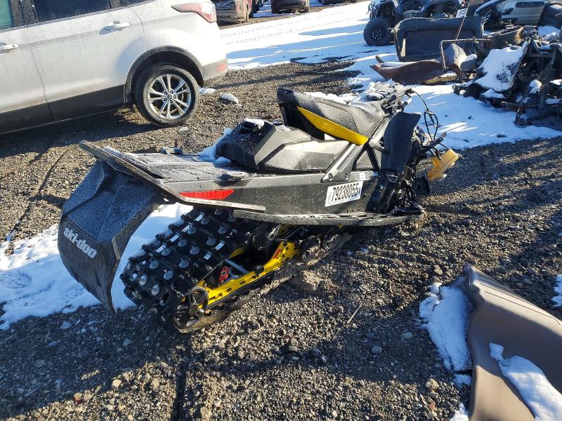 Продажа на аукционе авто 2024 Skid Unknown, vin: 2BPSBDRE5RV000028, номер лота: 79238055