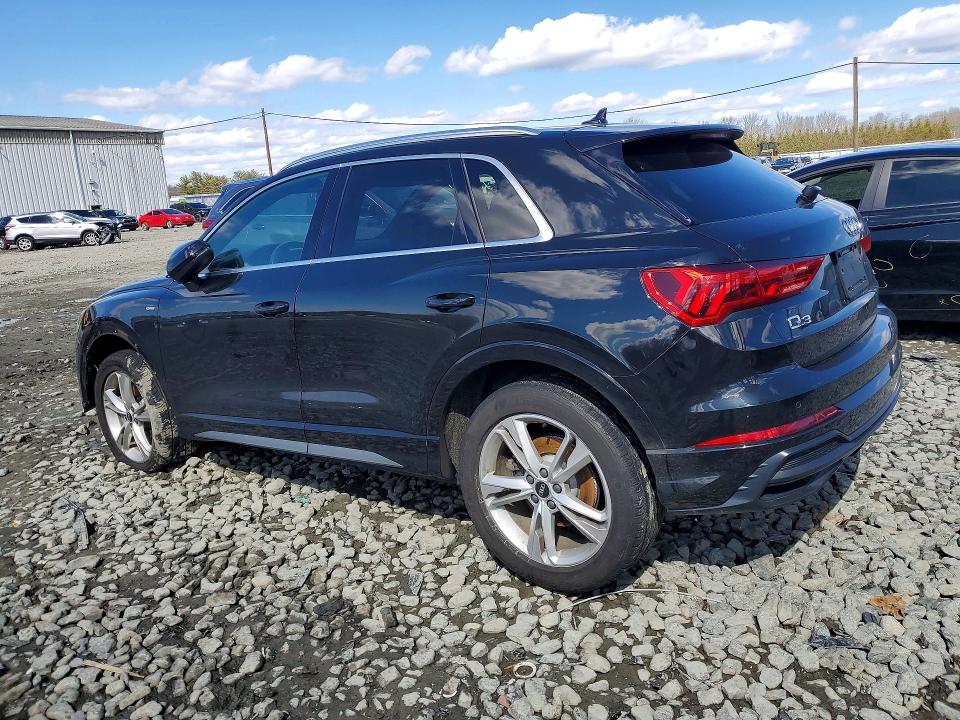 46363616 :رقم المزاد ، WA1EECF33M1129449 vin ، 2021 Audi Q3 مزاد بيع