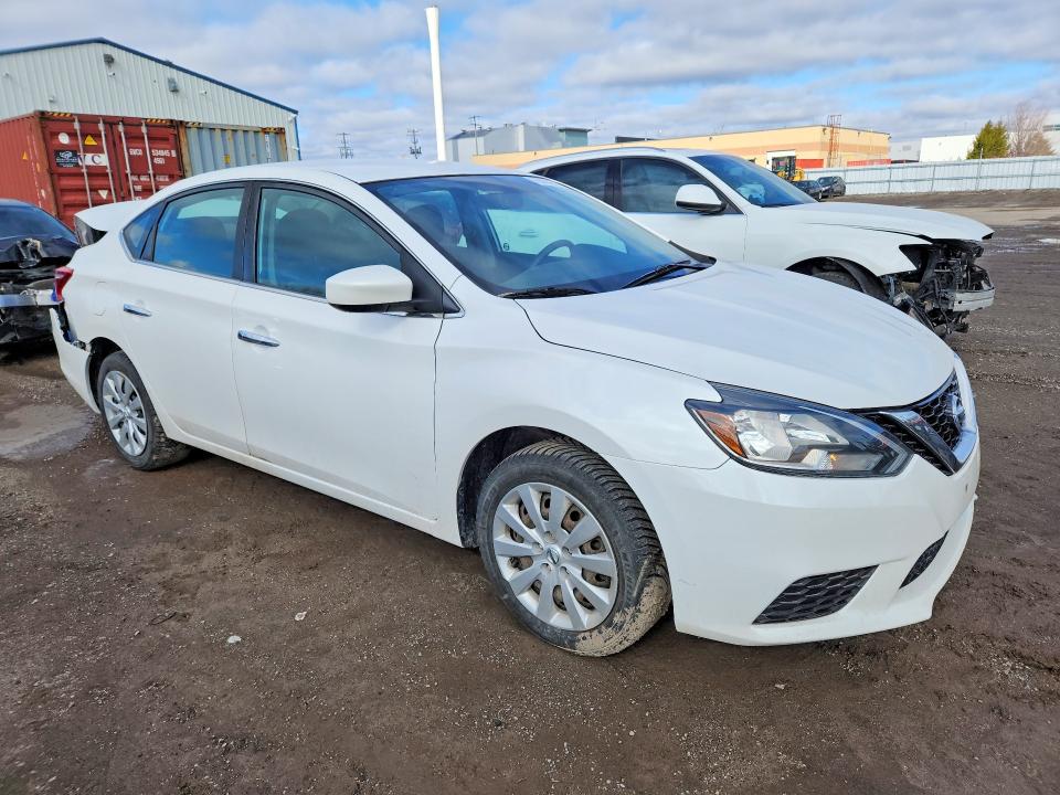 79903235 :رقم المزاد ، 3N1AB7AP3HL672476 vin ، 2017 Nissan Sentra مزاد بيع