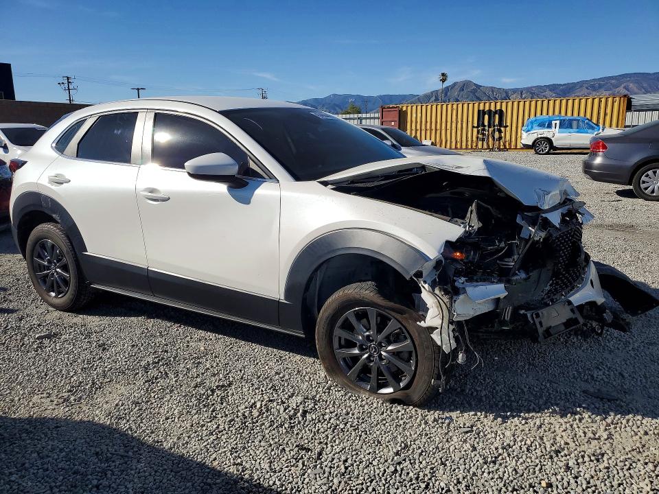 45498446 :رقم المزاد ، 3MVDMBAL2NM425118 vin ، 2022 Mazda Cx-30 مزاد بيع