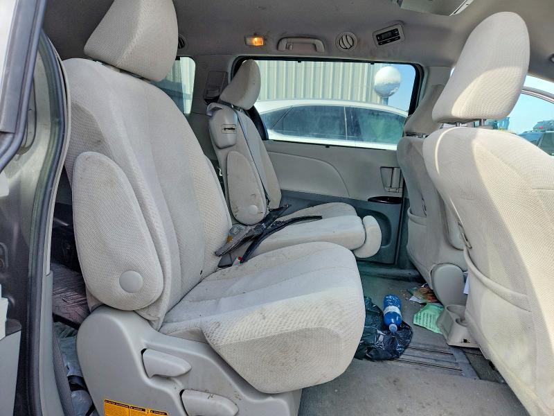 2013 Toyota Sienna მანქანა იყიდება აუქციონზე, vin: 5TDKK3DC6DS283628, აუქციონის ნომერი: 45661296
