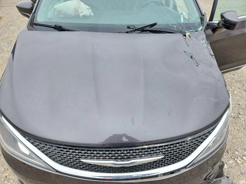 47907516 :رقم المزاد ، 2C4RC1EG9HR782195 vin ، 2017 Chrysler Pacifica مزاد بيع