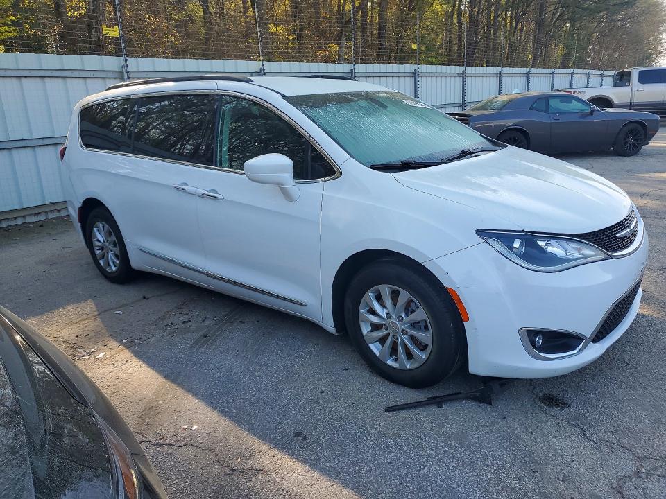 2017 Chrysler Pacifica მანქანა იყიდება აუქციონზე, vin: 2C4RC1BG2HR794208, აუქციონის ნომერი: 47699636