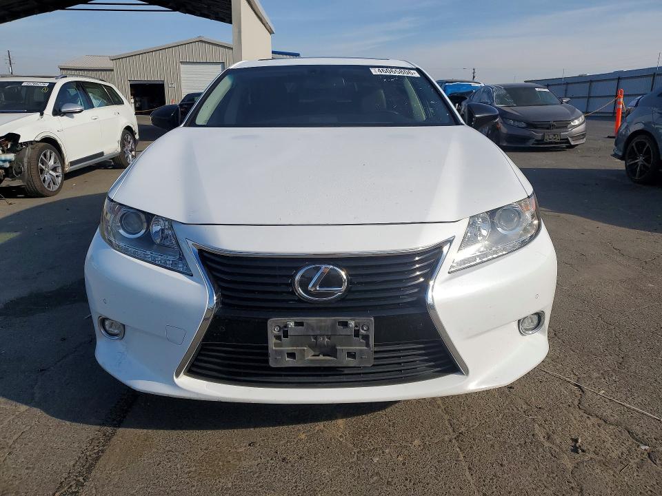 46065806 :رقم المزاد ، JTHBK1GG4F2185340 vin ، 2015 Lexus Es 350 مزاد بيع