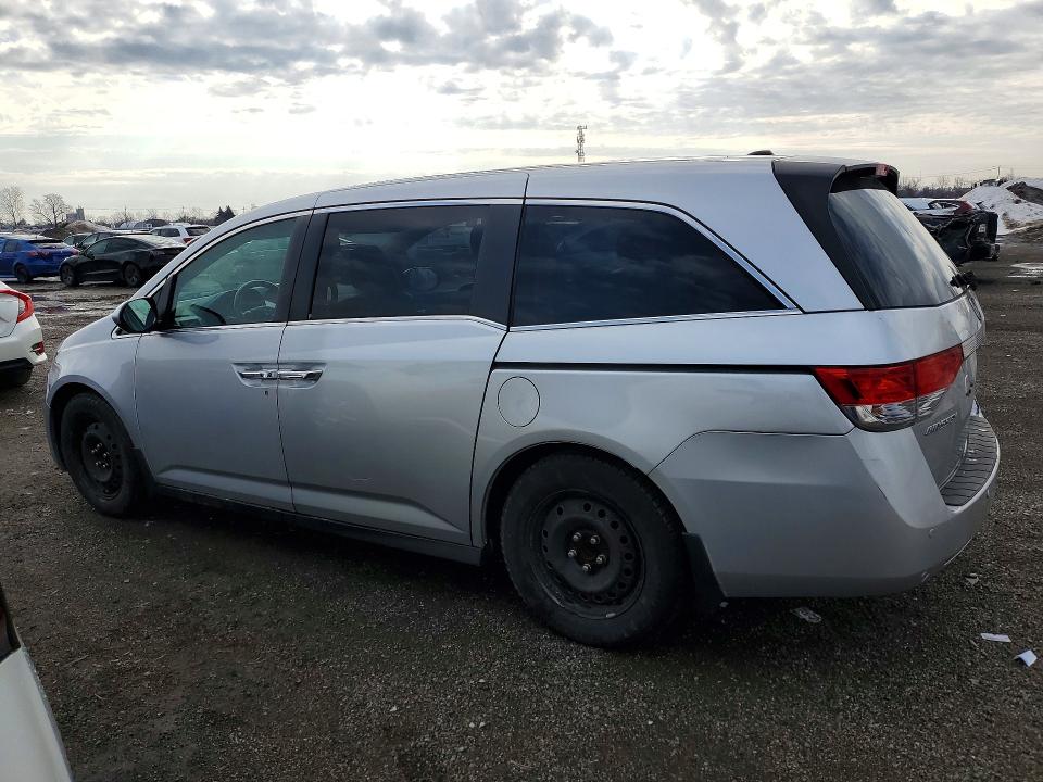 41805266 :رقم المزاد ، 5FNRL5H69FB509809 vin ، 2015 Honda Odyssey مزاد بيع