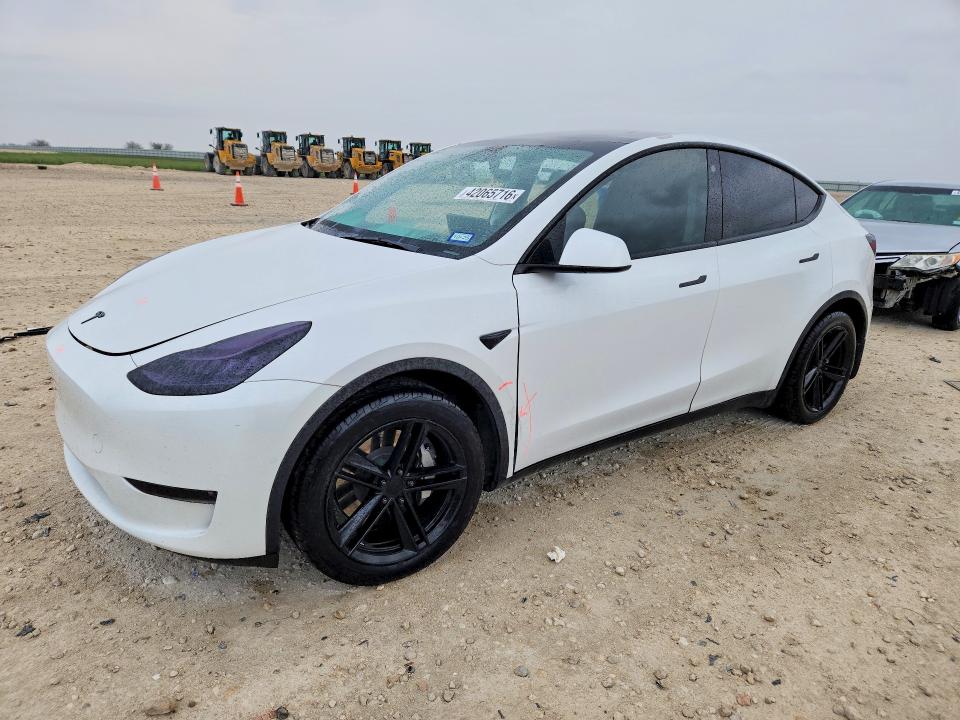 2021 Tesla Model Y მანქანა იყიდება აუქციონზე, vin: 5YJYGDEEXMF157018, აუქციონის ნომერი: 42065716