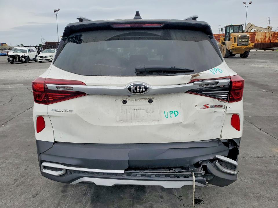 48022896 :رقم المزاد ، KNDEUCA20M7092915 vin ، 2021 Kia Seltos مزاد بيع