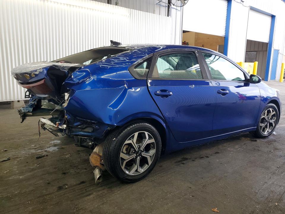 2019 Kia Forte მანქანა იყიდება აუქციონზე, vin: 3KPF24AD5KE010322, აუქციონის ნომერი: 46622906