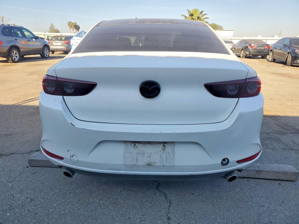 Продажа на аукционе авто 2019 Mazda 3, vin: JM1BPACL4K1114001, номер лота: 46100766