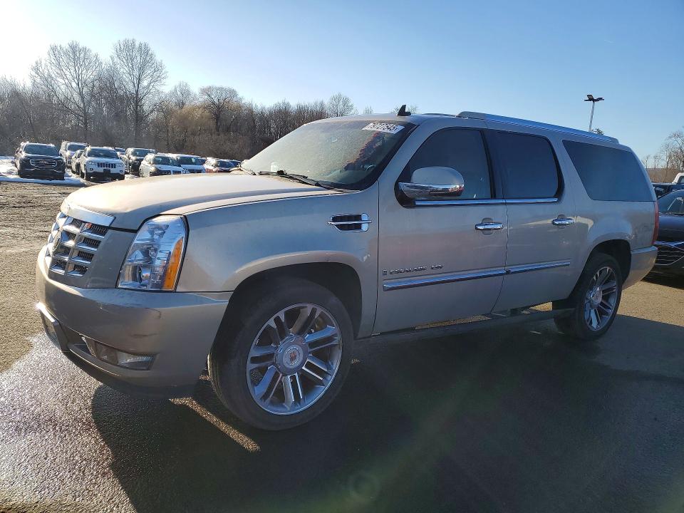 2008 Cadillac Escalade მანქანა იყიდება აუქციონზე, vin: 1GYFK66868R241549, აუქციონის ნომერი: 79727545