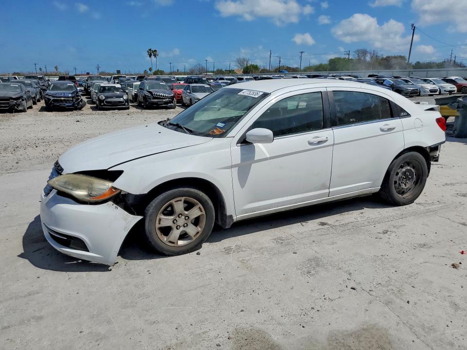 47752836 :رقم المزاد ، 1C3CCBAB5CN130996 vin ، 2012 Chrysler 200 مزاد بيع