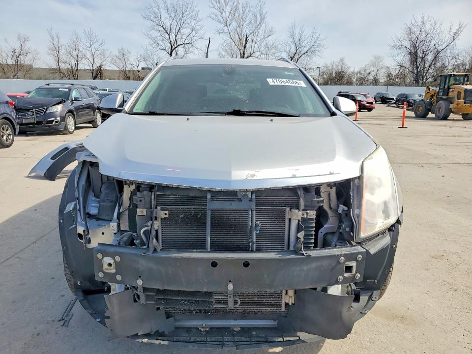 47064686 :رقم المزاد ، 3GYFNGE36DS610257 vin ، 2013 Cadillac Srx مزاد بيع