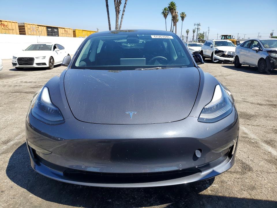 47563686 :رقم المزاد ، 5YJ3E1EB9NF346667 vin ، 2022 Tesla Model 3 مزاد بيع