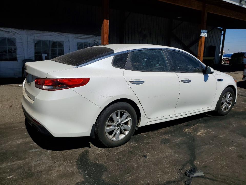 Продажа на аукционе авто 2016 Kia Optima, vin: KNAGT4L3XG5098323, номер лота: 46886776