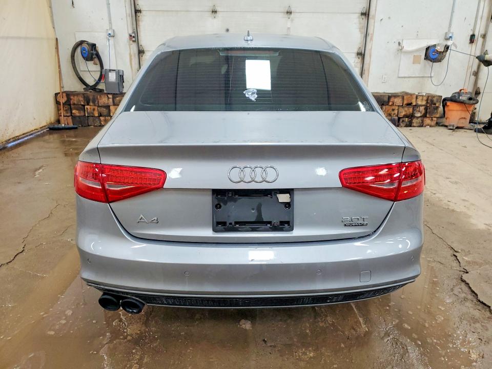 79114605 :رقم المزاد ، WAUFFAFL3FN020557 vin ، 2015 Audi A4 مزاد بيع