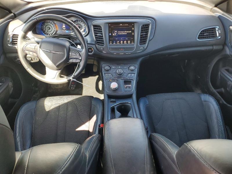 47330956 :رقم المزاد ، 1C3CCCDG4FN556924 vin ، 2015 Chrysler 200 مزاد بيع