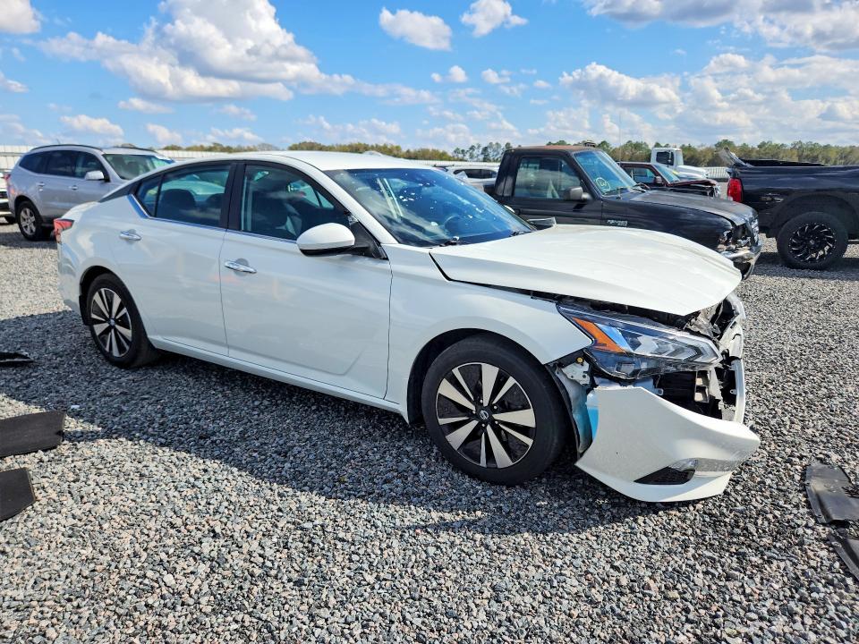 Продажа на аукционе авто 2021 Nissan Altima, vin: 1N4BL4DV9MN416172, номер лота: 79432315