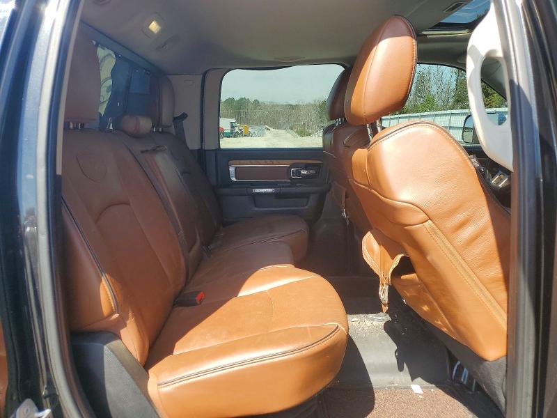 42045206 :رقم المزاد ، 3C6UR5GL1FG673766 vin ، 2015 Ram 2500 مزاد بيع