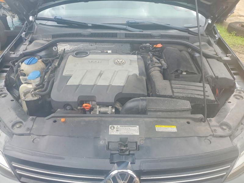 79981365 :رقم المزاد ، 3VWLL7AJ8DM412865 vin ، 2013 Volkswagen Jetta مزاد بيع