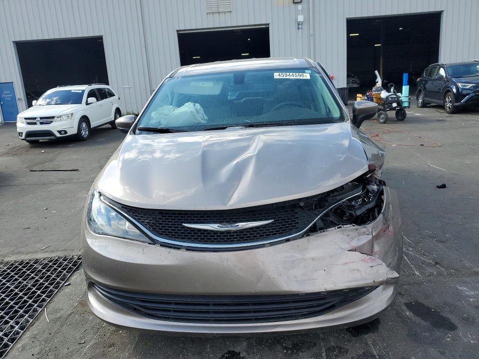 Продажа на аукционе авто 2017 Chrysler Pacifica, vin: 2C4RC1CG0HR770679, номер лота: 45944596