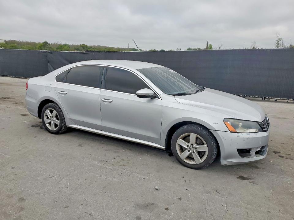 2012 Volkswagen Passat მანქანა იყიდება აუქციონზე, vin: 1VWBH7A32CC051079, აუქციონის ნომერი: 46394986