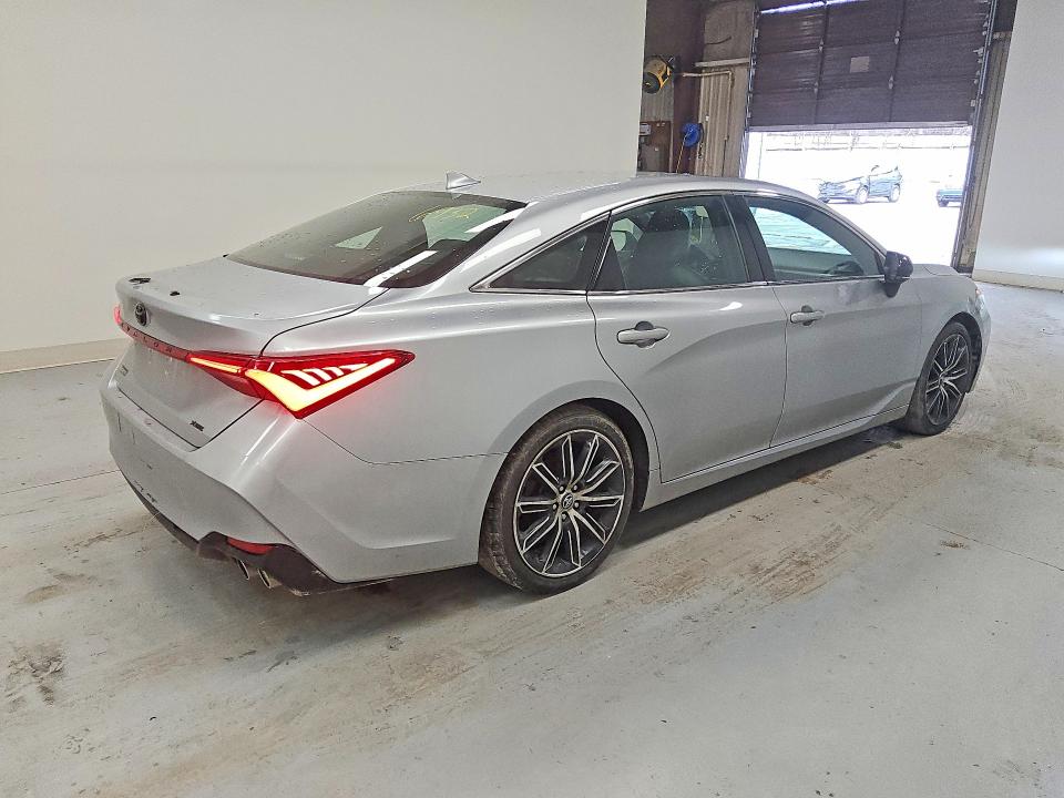 79011555 :رقم المزاد ، 4T1BZ1FB5KU006932 vin ، 2019 Toyota Avalon مزاد بيع