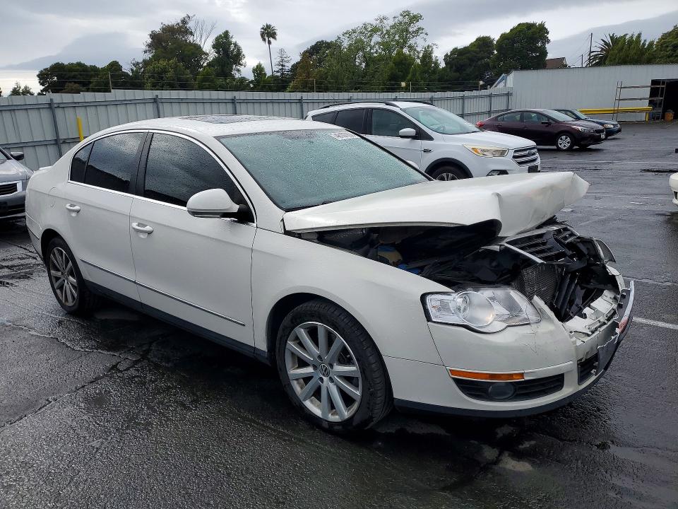 48107936 :رقم المزاد ، WVWJM7AN2AE166035 vin ، 2010 Volkswagen Passat مزاد بيع