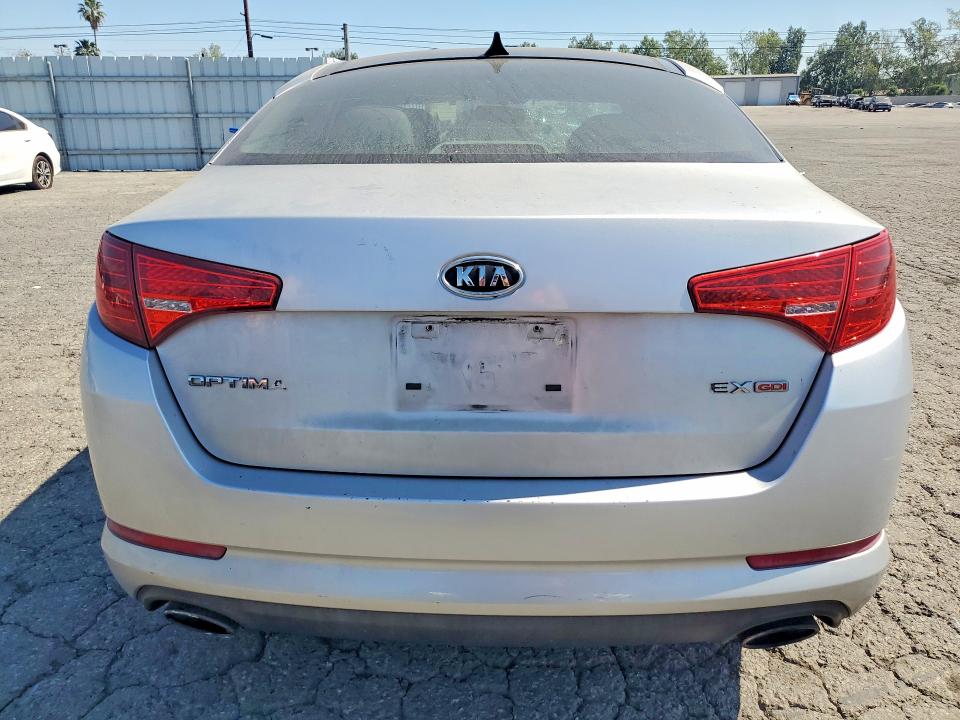 47242136 :رقم المزاد ، KNAGN4A78B5065331 vin ، 2011 Kia Optima مزاد بيع