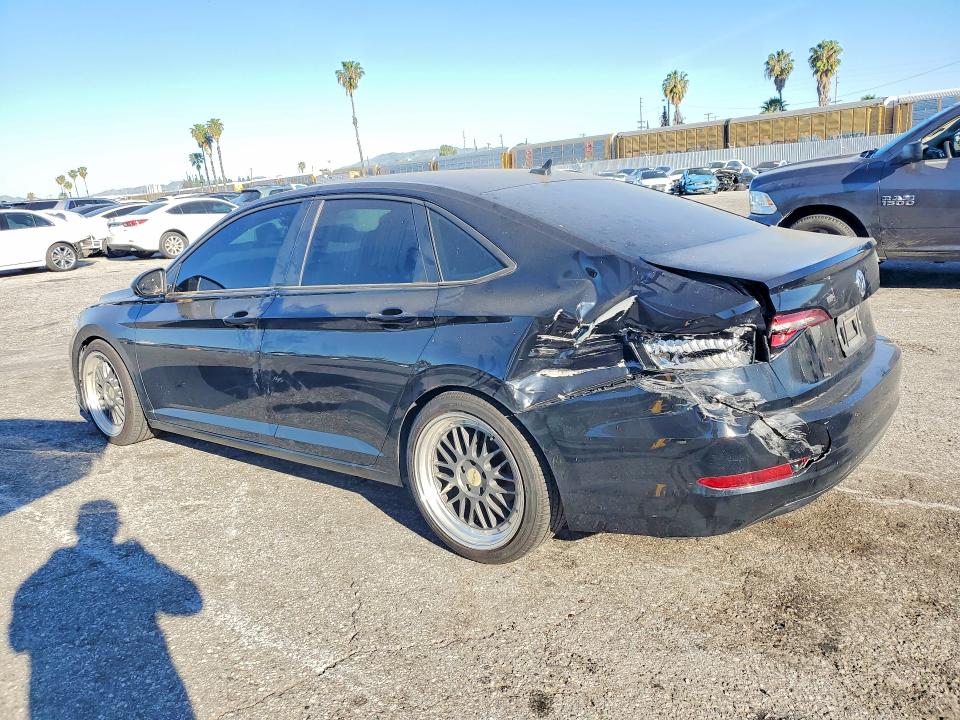 46033776 :رقم المزاد ، 3VWC57BU2MM033069 vin ، 2021 Volkswagen Jetta مزاد بيع