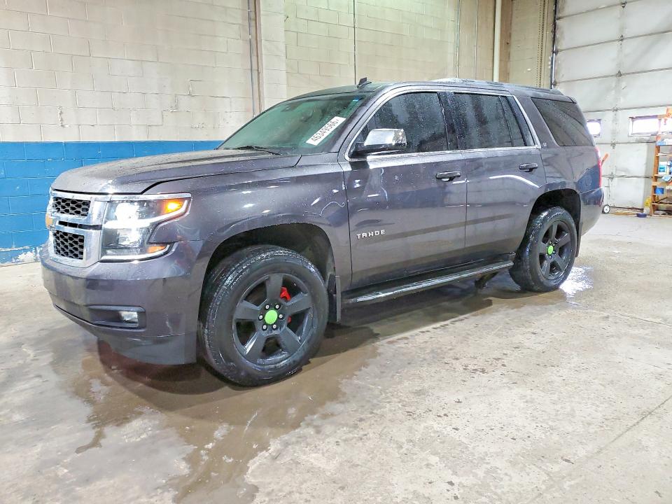 46349566 :رقم المزاد ، 1GNSKBKC0FR126473 vin ، 2015 Chevrolet Tahoe مزاد بيع
