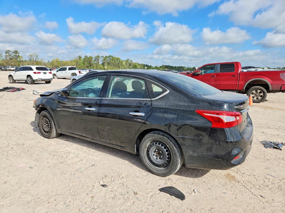 46959976 :رقم المزاد ، 3N1AB7AP6JY248833 vin ، 2018 Nissan Sentra مزاد بيع