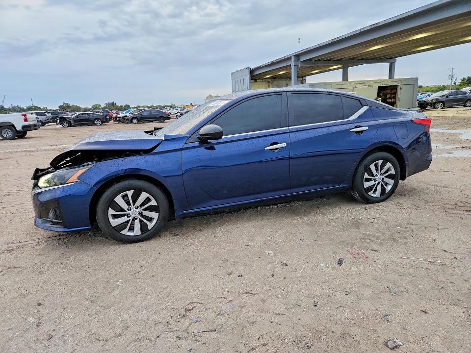 Auction sale of the 2024 Nissan Altima, vin: 1N4BL4BVXRN405322, lot number: 45993876