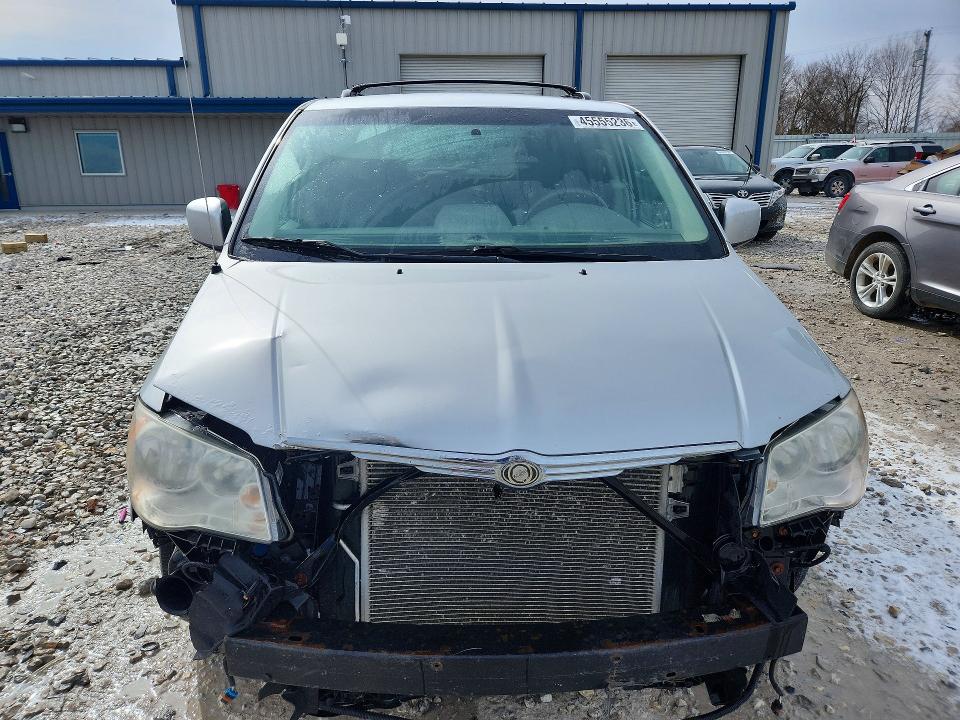 Продажа на аукционе авто 2009 Chrysler Town & Country, vin: 2A8HR54139R673742, номер лота: 45555236