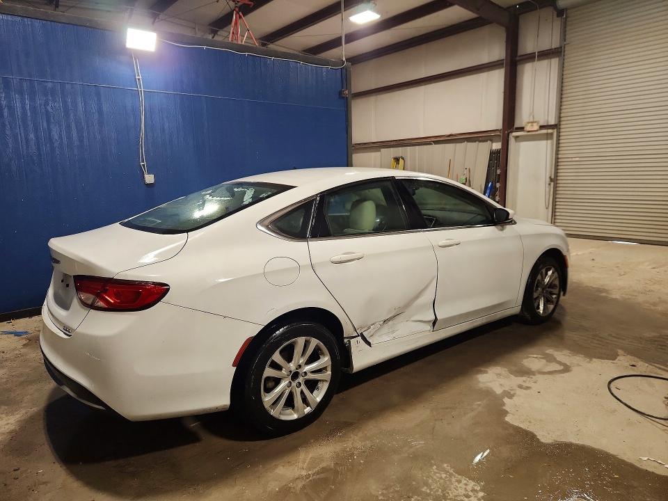 47902356 :رقم المزاد ، 1C3CCCAB8GN112505 vin ، 2016 Chrysler 200 مزاد بيع