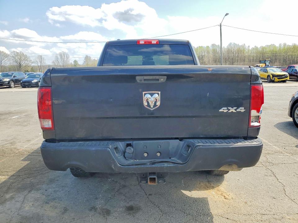 Продажа на аукционе авто 2018 Ram 1500, vin: 1C6RR7FM7JS240434, номер лота: 47816096