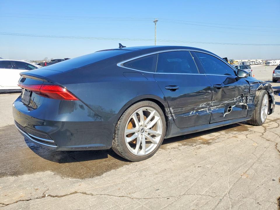 Продажа на аукционе авто 2021 Audi A7, vin: WAUV2AF26MN046386, номер лота: 46747266