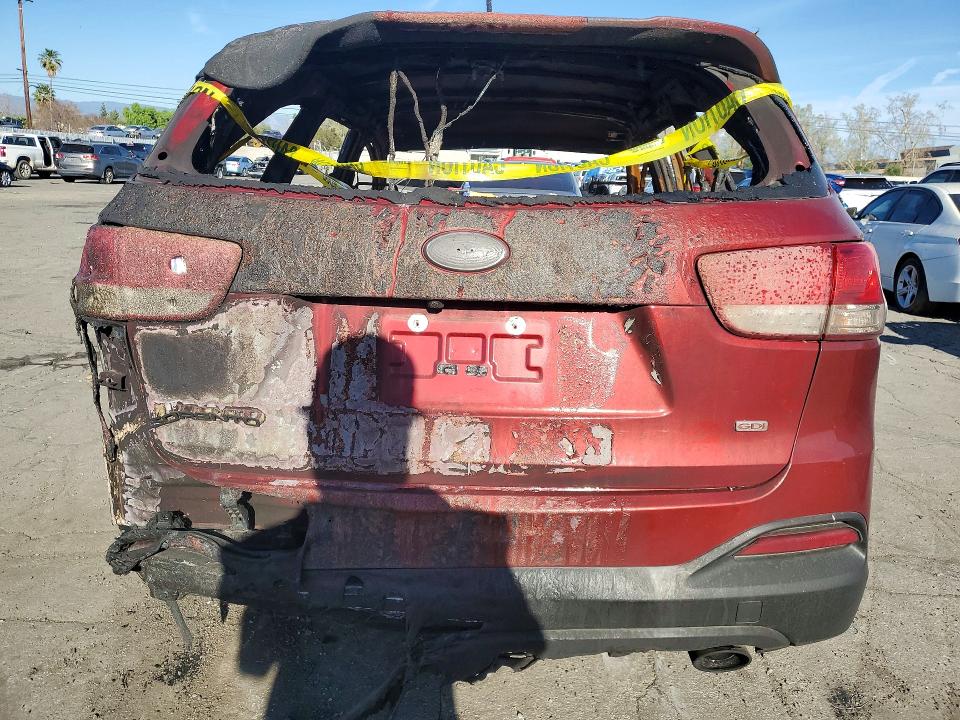 2017 Kia Sorento მანქანა იყიდება აუქციონზე, vin: 5XYPG4A32HG208090, აუქციონის ნომერი: 79412945
