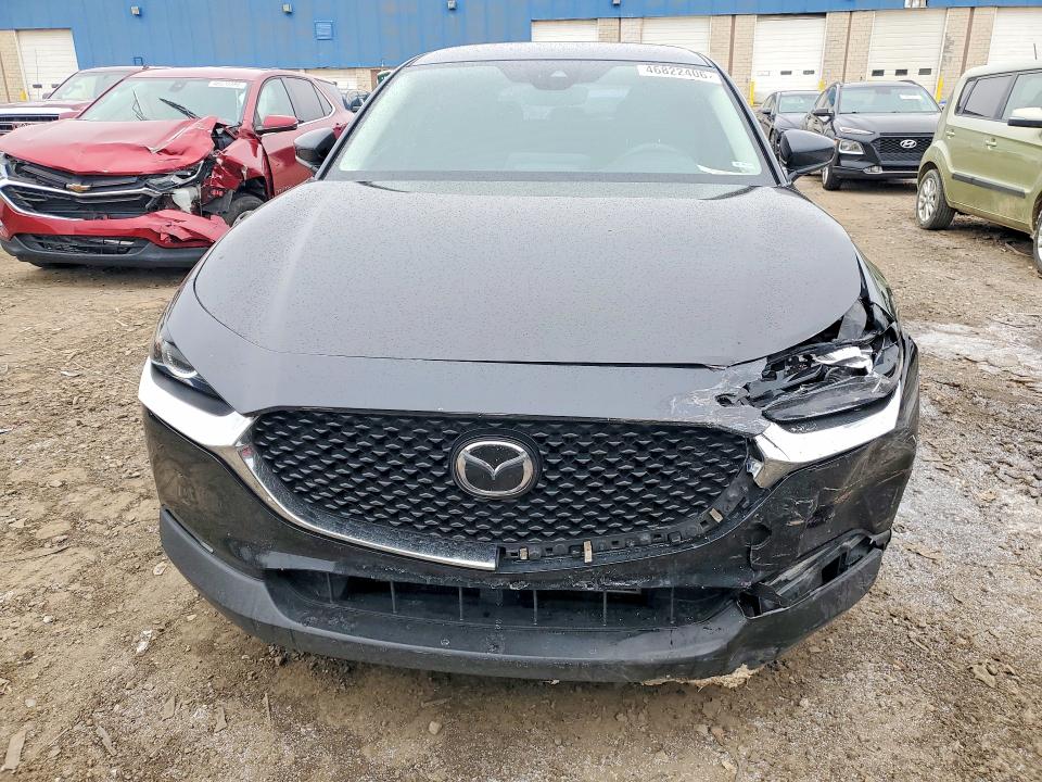 2021 Mazda Cx-30 მანქანა იყიდება აუქციონზე, vin: 3MVDMAAL5MM261548, აუქციონის ნომერი: 46822406