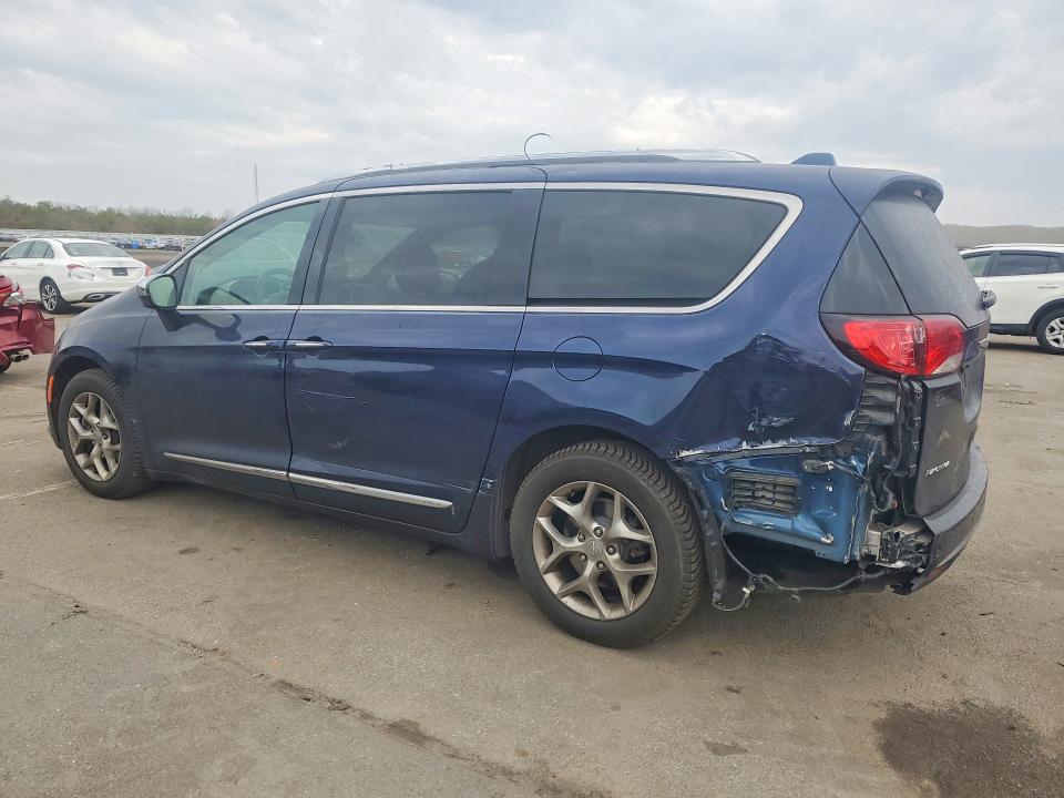 Продажа на аукционе авто 2018 Chrysler Pacifica, vin: 2C4RC1GG3JR334389, номер лота: 46917646