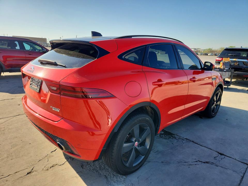 2020 Jaguar E-pace მანქანა იყიდება აუქციონზე, vin: SADF12FX4L1Z75093, აუქციონის ნომერი: 47421166