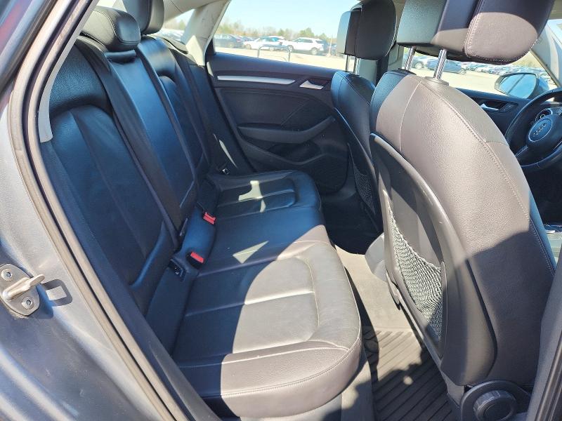 46690486 :رقم المزاد ، WAUBFGFF4F1001891 vin ، 2015 Audi A3 مزاد بيع