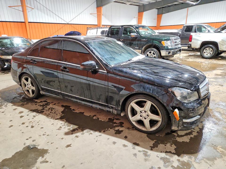 2012 Mercedes-benz C მანქანა იყიდება აუქციონზე, vin: WDDGF8FB4CA686925, აუქციონის ნომერი: 41611466