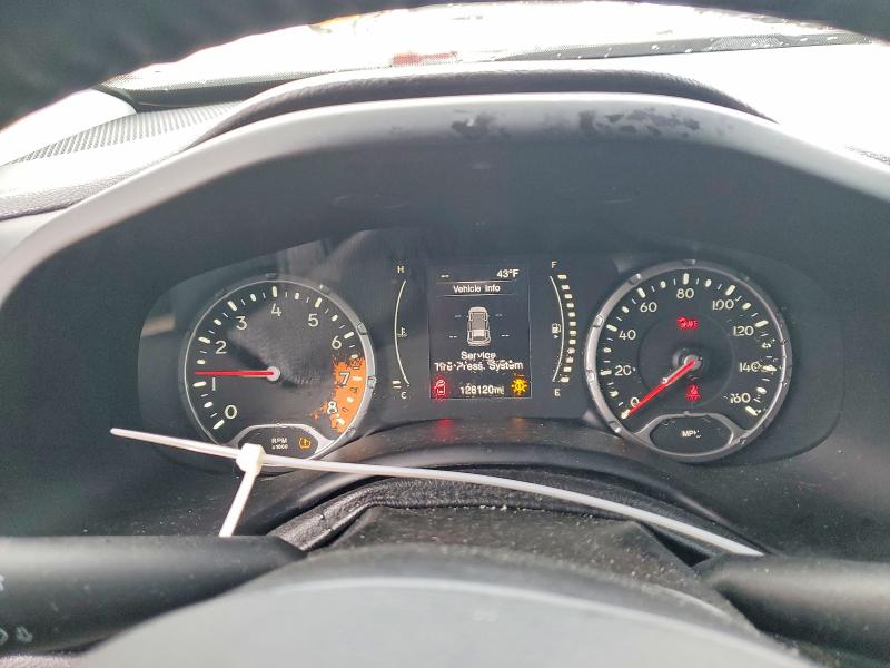 Продаж на аукціоні авто 2016 Jeep Renegade, vin: ZACCJBBW4GPC44634, номер лоту: 46440116