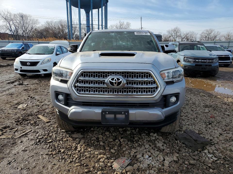 Продажа на аукционе авто 2017 Toyota Tacoma, vin: 3TMCZ5ANXHM115613, номер лота: 46863736