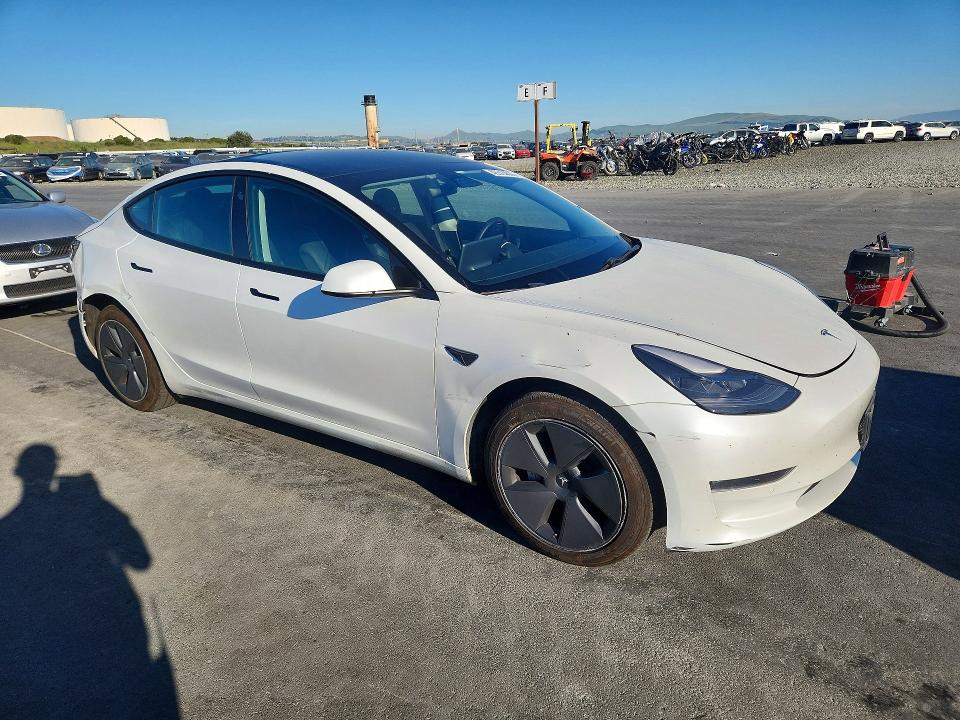 Продажа на аукционе авто 2021 Tesla Model 3, vin: 5YJ3E1EA2MF942807, номер лота: 46314626