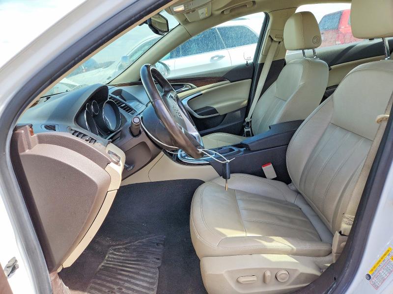 46493586 :رقم المزاد ، W04GR5EC6B1012634 vin ، 2011 Buick Regal مزاد بيع