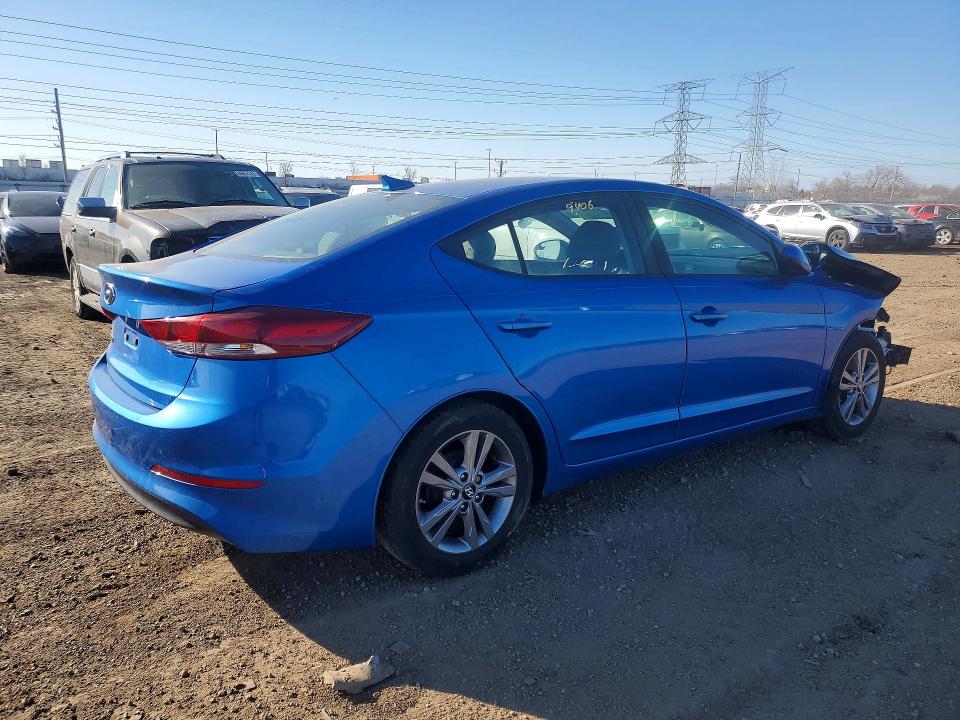 47105836 :رقم المزاد ، KMHD84LF5HU425747 vin ، 2017 Hyundai Elantra مزاد بيع