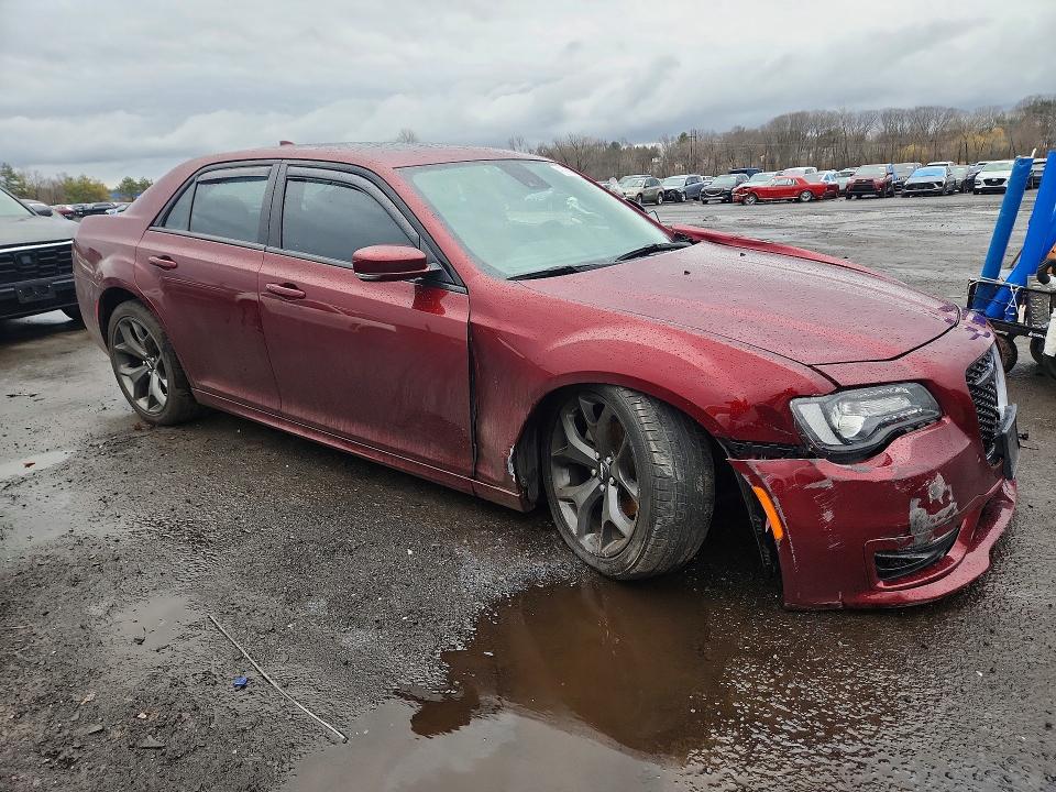 41798256 :رقم المزاد ، 2C3CCADG6NH251713 vin ، 2022 Chrysler 300 مزاد بيع