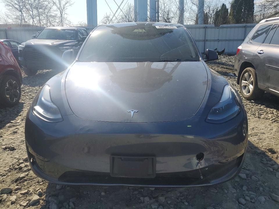 46293546 :رقم المزاد ، 7SAYGAEE8PF809608 vin ، 2023 Tesla Model Y مزاد بيع